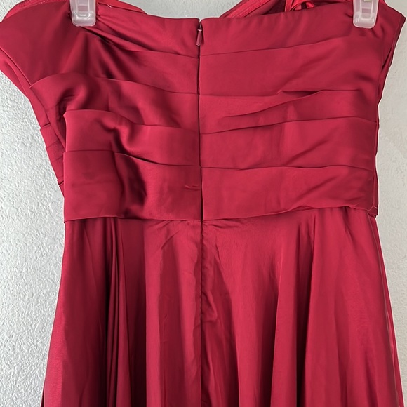 New La Femme Strapless Slit Satin Ballgown Red Wine size 6 - Picture 9 of 15